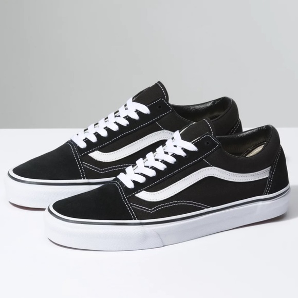 Vans Shoes - UNISEX Black Old Skool Vans